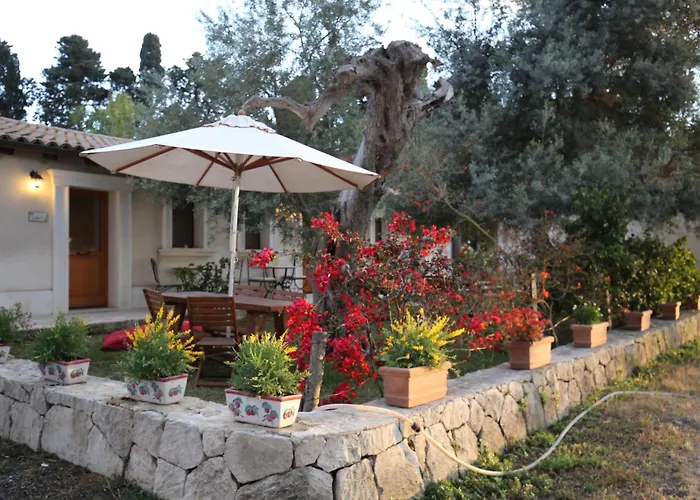 Dei Papiri Fonte Ciane Κατάλυμα σε φάρμα