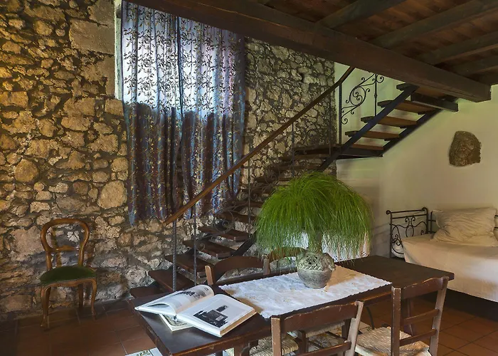 Dei Papiri Fonte Ciane Κατάλυμα σε φάρμα